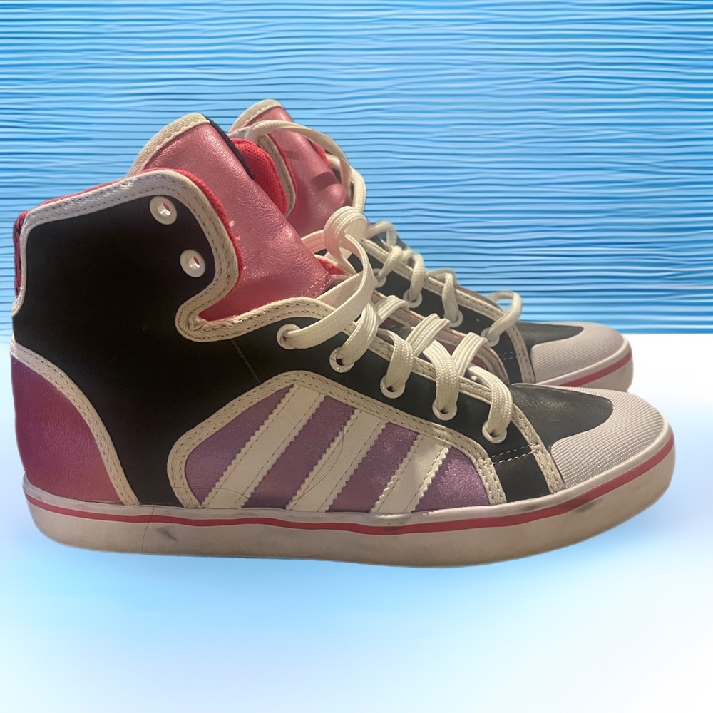 Adidas Hightop SZ 7 - Picture 3 of 7